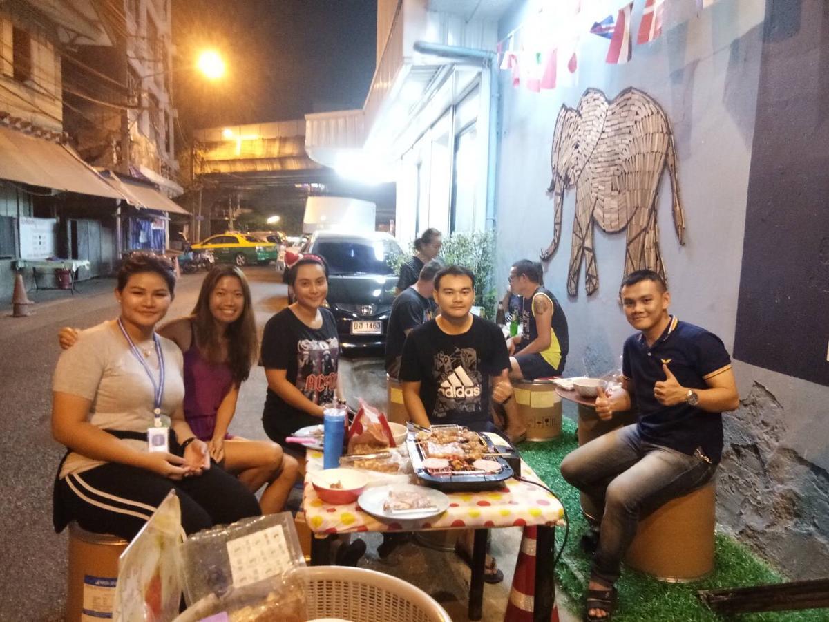 Zee Thai Hostel Μπανγκόκ Εξωτερικό φωτογραφία