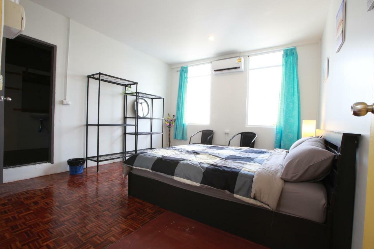 Zee Thai Hostel Μπανγκόκ Εξωτερικό φωτογραφία